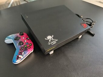 Xbox one x - 4
