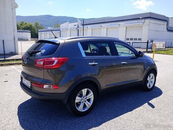 Kia Sportage 1.7 CRDi - 4