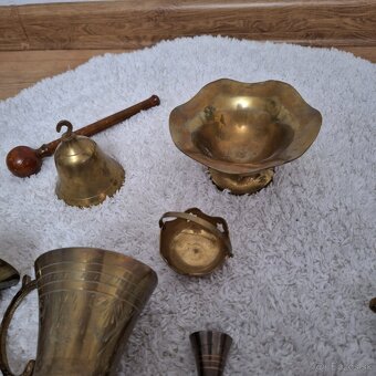 Mosadzné vázičky, svietniky, zvonček... - 4