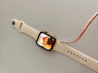 Apple watch - 4