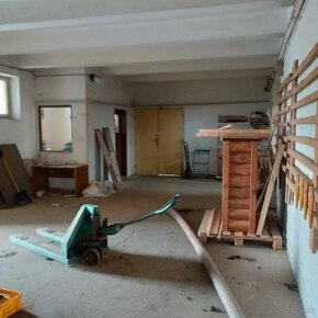 Komerčný, polyfunkčný objekt - železničná stanica, rýchlostn - 4