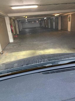 Predám podzemnú garáž s bránou - vykurovanú - 4