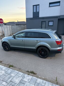 Predám Audi Q7 - 4