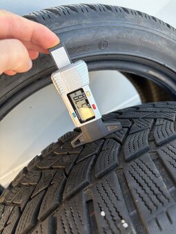 Dunlop 225/45 R18 zimné - 4
