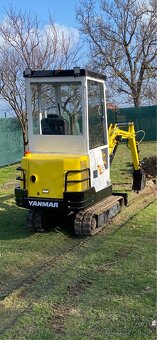 Yanmar B12 - 4
