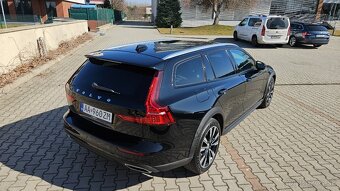Volvo V60 Cross Country - 4