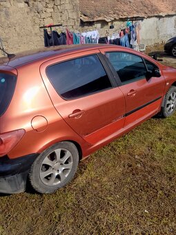 Predám Peugeot 307 1.4 benzín - 4