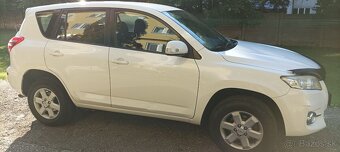Predám Toyota Rav4, r.v. 12/2011 - 4