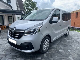 Prenajom auta Renault Trafic 8 miestne auto - 4