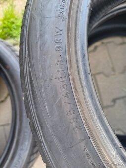 Letné pneumatiky 235/45 r18 - 4