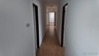 3-izbový nebytový priestor + BEZPLATNÉ parkovanie - 4