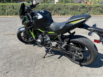 KAWASAKI Z650 - 4