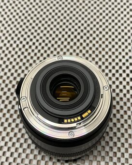 Canon EF 60mm 2.8 Macro USM - 4