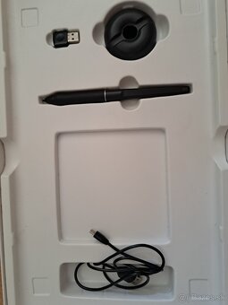 Predám grafický tablet Huion Inspiroy Q11K V2 - 4