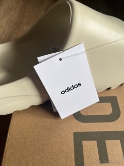 Yeezy Slide béžové šľapky, veľ.45 - 4