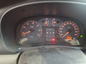 Renault thalia 1,4 2003 55kw - 4