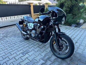 Yamaha XJR 1300 Racer - 4
