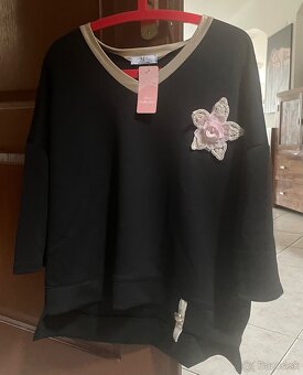 Pekné nové blúzky, tričká Made in Italy, UNI, 10€ - 4