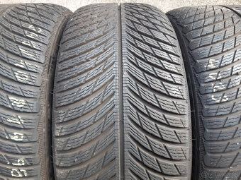 265/35 R19 - 245/40 R19 -zimné Michelin - 4