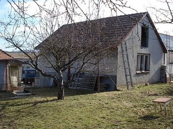 1 389 m2 - Krnča dva domy + veľká záhrada - 4