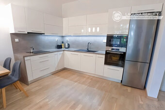 Byt 3+1 s balkónom Nám. Iglovia, Spišská Nová Ves - 4