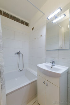 Predaj -  2 izbový byt + kk -  REK,  Košice I. - Staré mesto - 4