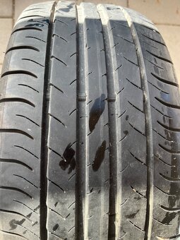 Dunlop Sport Maxx 050 235/45R18 - 4