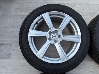 R19 ORIG.ZIMNÍ KOLA VOLVO XC90 235/55/19 DOT 2024 - 4