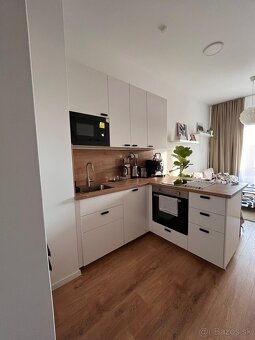 Prenájom moderného 1,5-izbového bytu s predzáhradkou – Slneč - 4