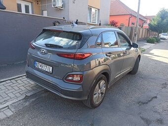 Hyundai Kona Electric 100, servisná kniha, záruka - 4