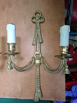 Predám staré mosadzné nástenné svietniky - 4