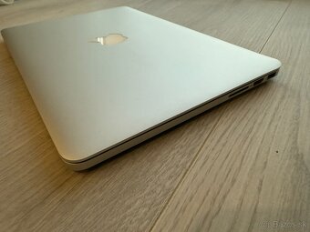 MacBook Pro 13” Retina (Early 2015) – i7 / 16 GB RAM - 4