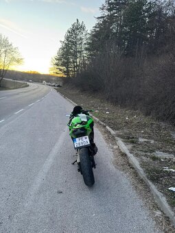 Kawasaki Ninja 400 - 4