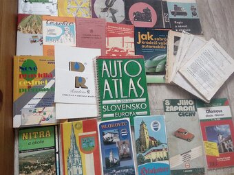 Návody na obsluhu a mapy. - 4