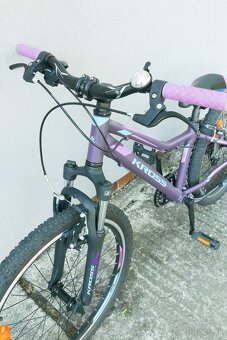 Predám detsky duralový bicykel KROSS Lea JR 2.0 24" - 4