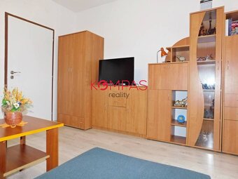 3-IZB. PRIESTRANNÝ BYT S LODŽIOU A KRÁSNYM VÝHĽADOM NA OKOLI - 4