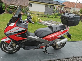 Gilera GP 800 - 4