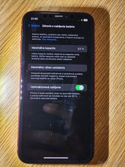 iPhone 11 64GB RED - 4