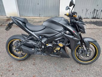 Suzuki GSX-S 1000 - 4