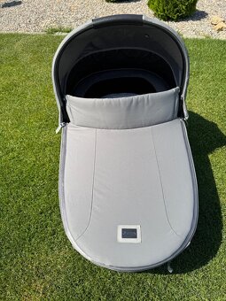 Cybex priam lux vanička pearl grey 2022 - 4