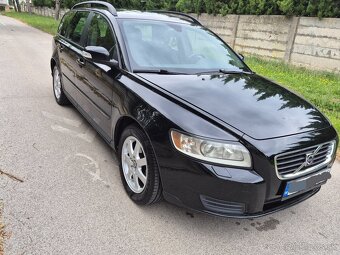 Predám Volvo v50 1.6 TDI 80kw r.v 2008/10 - 4