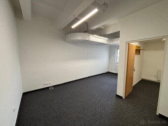 Prenájom kancelárskych priestorov v OD Prior v širšom centre - 4