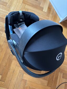 1x CYBEX Aton 5 + Base 2-FIX urban black - 4