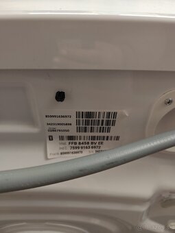 Automatická práčka Whirlpool 6 kg prádla - 4