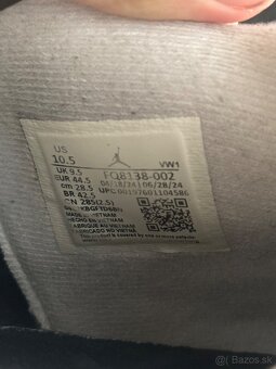 Air Jordan 4 Retro Fear - 4