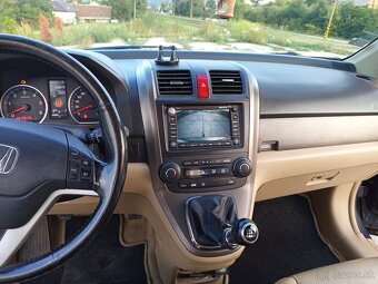 Predám Hondu CR-V diesel 2.2l ,103 kw, 4x4 - 4