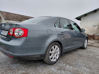 Volkswagen jetta 1.9 tdi 230000km - 4