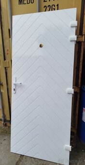 dvere 80 pravé ružovo biele - 4