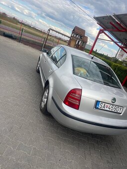 ŠKODA SUPERB 1.8T - 4