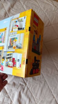 LEGO 40574 Predajňa - 4